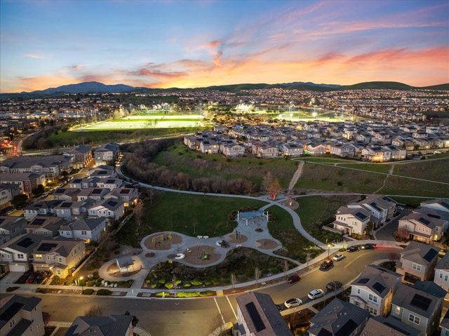 4052 Knightstown St, Dublin, CA 94568