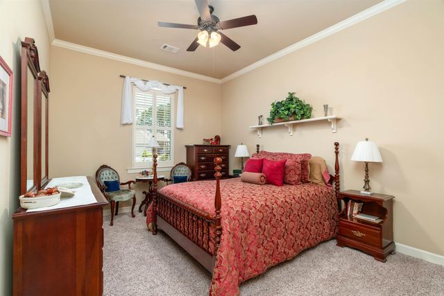 26 Manzanares Drive, Hot Springs Village, AR 71909