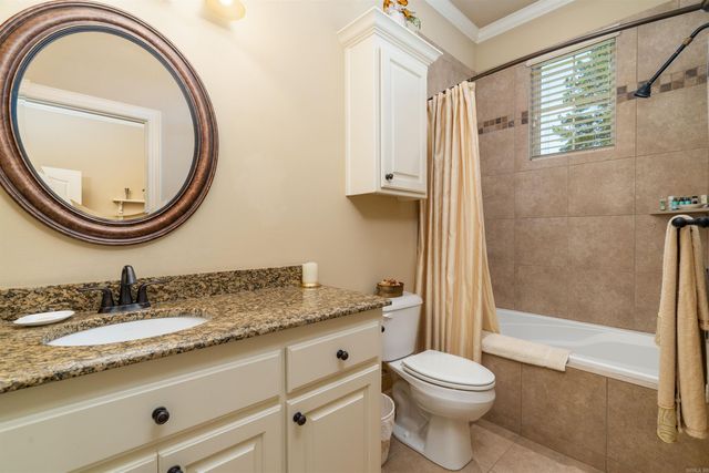 26 Manzanares Drive, Hot Springs Village, AR 71909