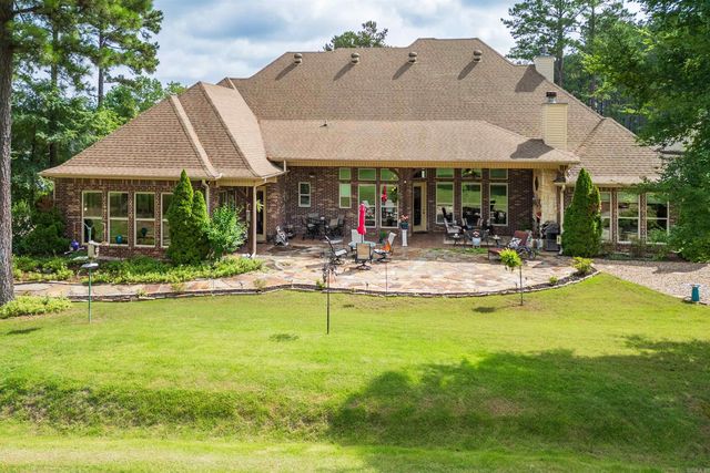 26 Manzanares Drive, Hot Springs Village, AR 71909