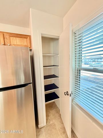 1614 W LA SALLE Street, Phoenix, AZ 85041