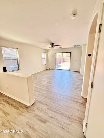 1614 W LA SALLE Street, Phoenix, AZ 85041