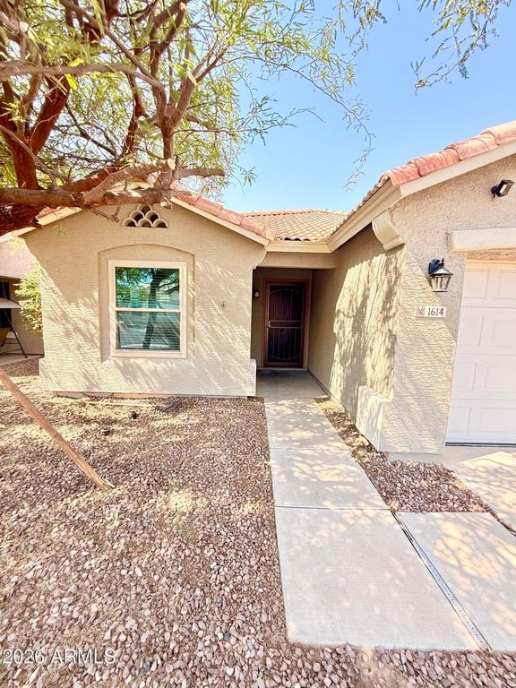 1614 W LA SALLE Street, Phoenix, AZ 85041 — photo 2