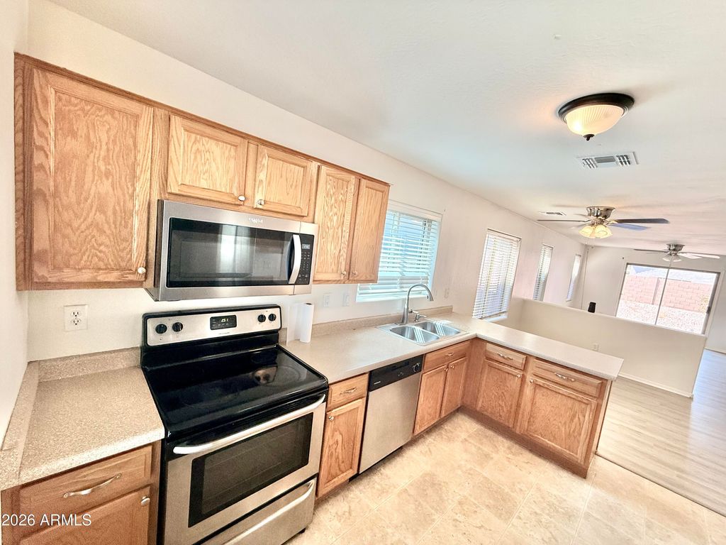 1614 W LA SALLE Street, Phoenix, AZ 85041 — photo 5