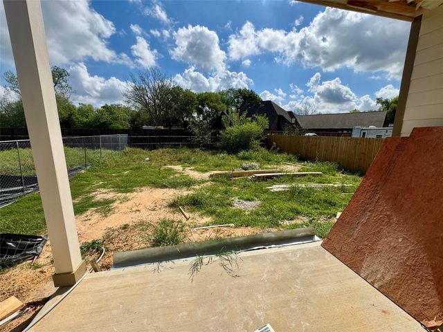 8110 Carver Road, Houston, TX 77088