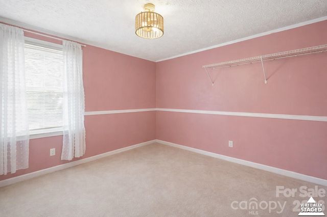 121 Morris Avenue, Mount Holly, NC 28120