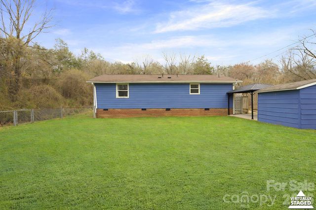 121 Morris Avenue, Mount Holly, NC 28120