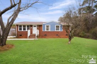 121 Morris Avenue, Mount Holly, NC 28120