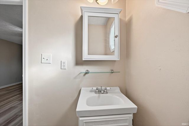 1157 E Commons Drive, Bloomington, IN 47401