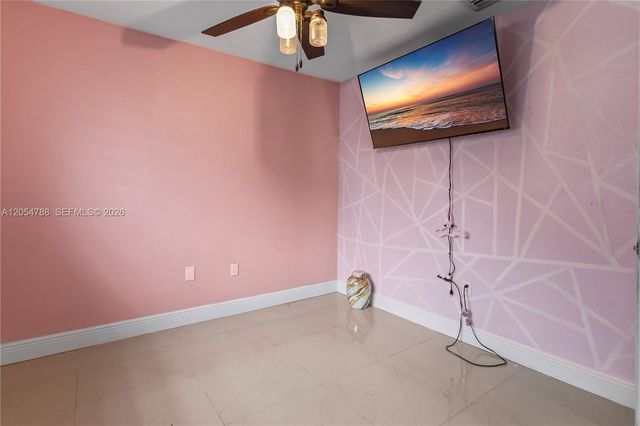 736 NW 8th, Florida City, FL 33034