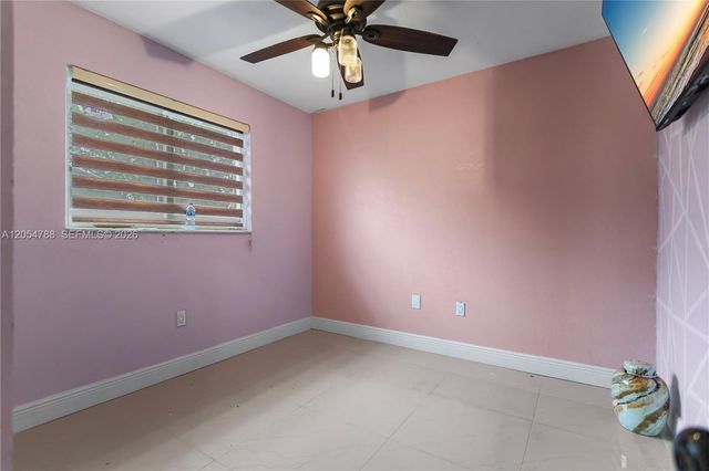 736 NW 8th, Florida City, FL 33034