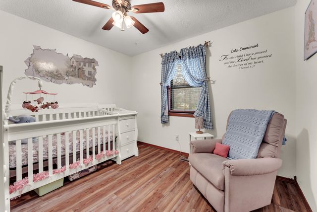 404 E Elm Street, Nixa, MO 65714