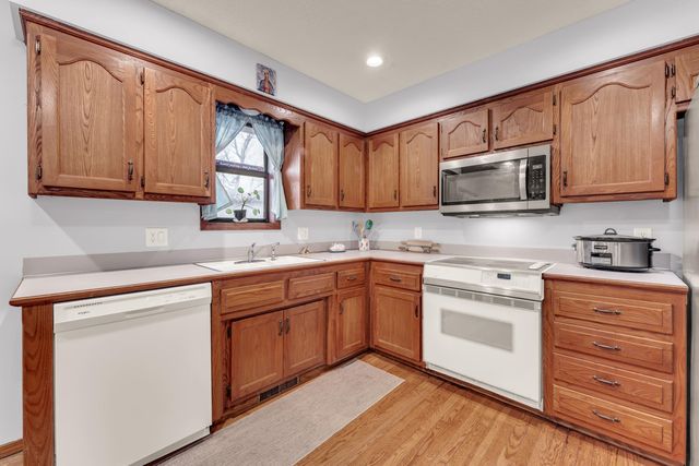 404 E Elm Street, Nixa, MO 65714