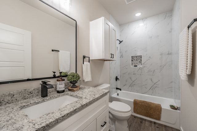 5626 Barkridge Drive, Granbury, TX 76048