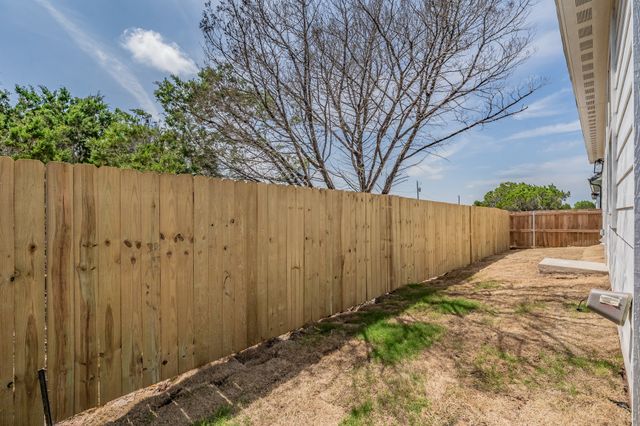 5626 Barkridge Drive, Granbury, TX 76048
