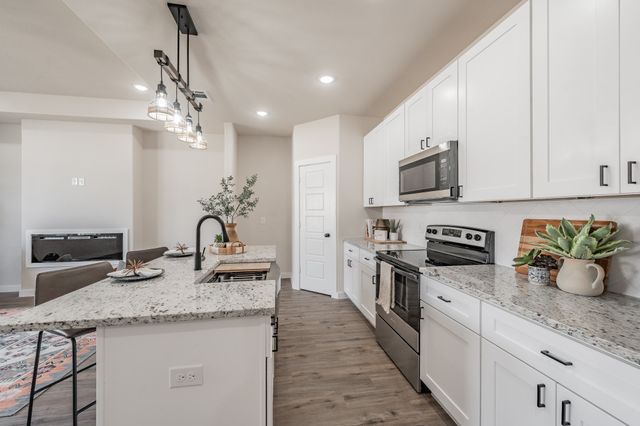 5626 Barkridge Drive, Granbury, TX 76048