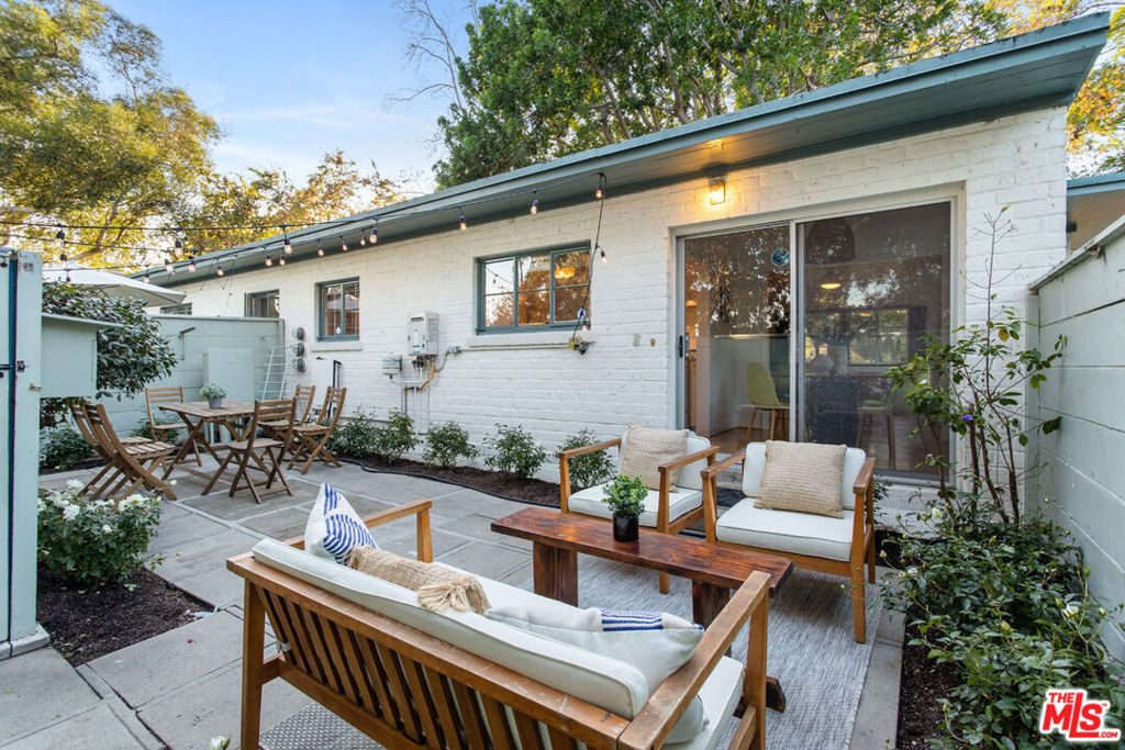 5112 Village, Los Angeles, CA 90016 — photo 5