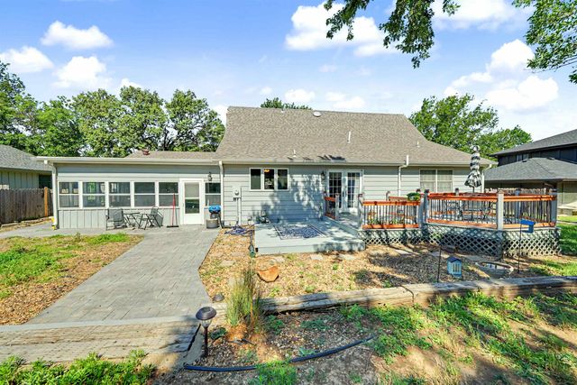 119 S Douglas, Salina, KS 67401