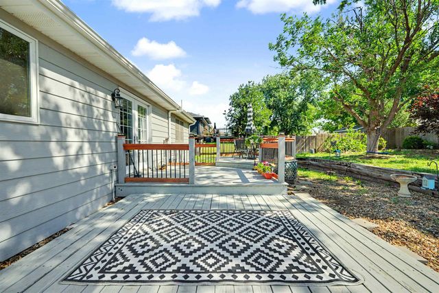 119 S Douglas, Salina, KS 67401