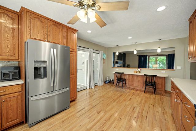 119 S Douglas, Salina, KS 67401