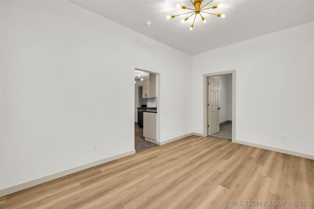 514 S Broadway Avenue, Coweta, OK 74429