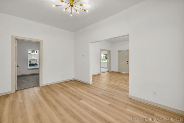 514 S Broadway Avenue, Coweta, OK 74429