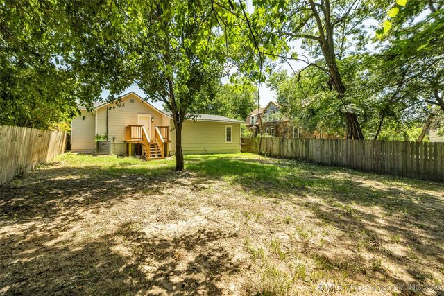514 S Broadway Avenue, Coweta, OK 74429