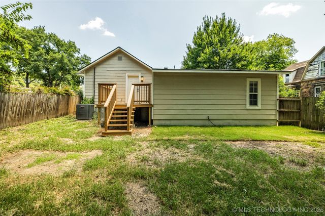 514 S Broadway Avenue, Coweta, OK 74429