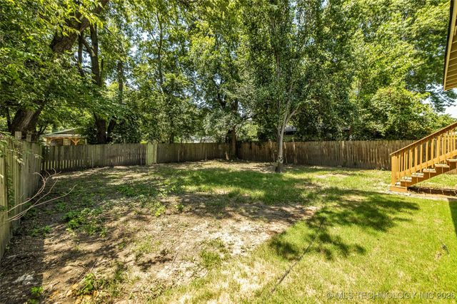 514 S Broadway Avenue, Coweta, OK 74429