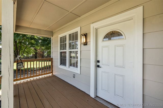 514 S Broadway Avenue, Coweta, OK 74429