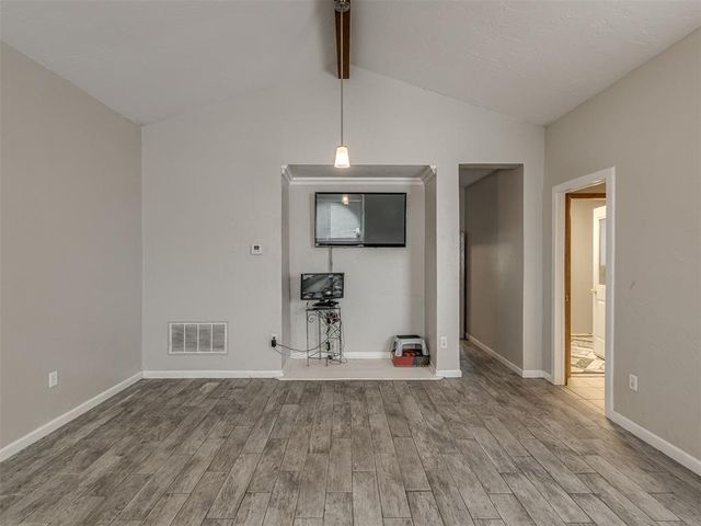 4301 S Lindsay Avenue, Oklahoma City, OK 73129