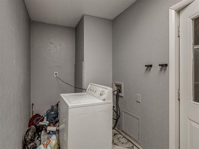 4301 S Lindsay Avenue, Oklahoma City, OK 73129