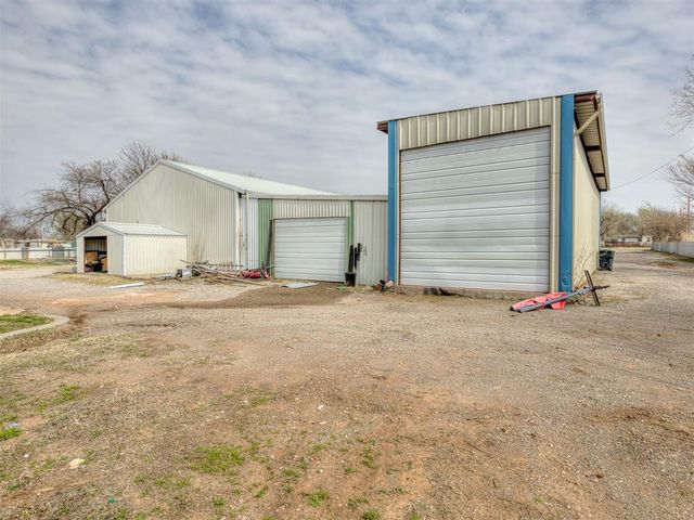 4301 S Lindsay Avenue, Oklahoma City, OK 73129
