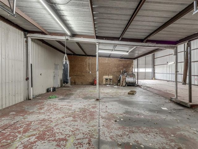 4301 S Lindsay Avenue, Oklahoma City, OK 73129