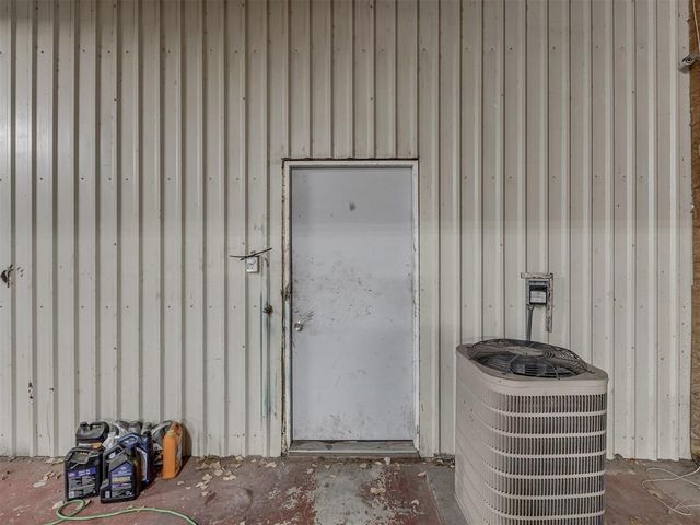 4301 S Lindsay Avenue, Oklahoma City, OK 73129