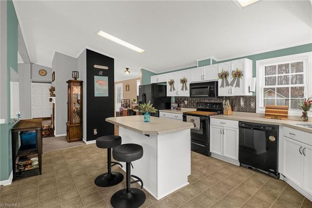 8275 Easley Road, Walnut Cove, NC 27025