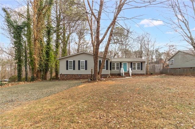 8275 Easley Road, Walnut Cove, NC 27025