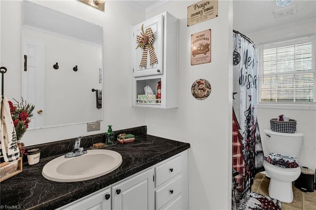 8275 Easley Road, Walnut Cove, NC 27025