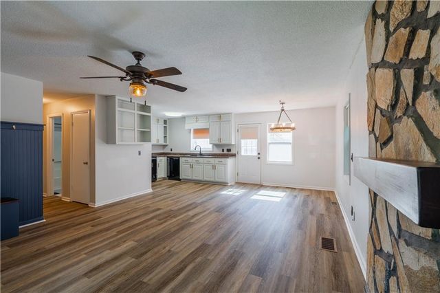 3230 Halifax Drive, Cumming, GA 30041