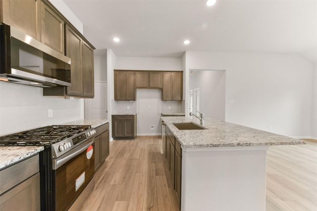 232 Harlingen Drive, Magnolia, TX 77354