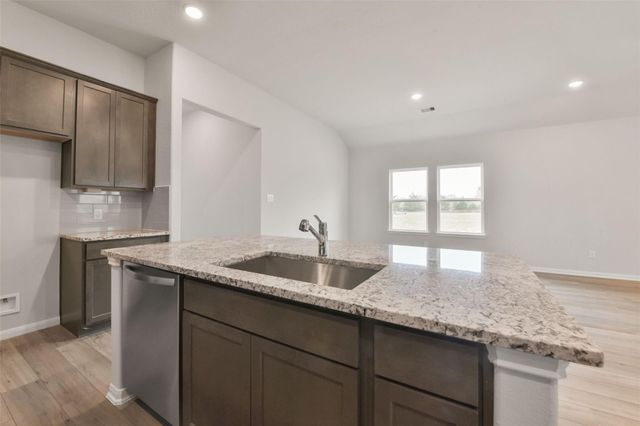 232 Harlingen Drive, Magnolia, TX 77354