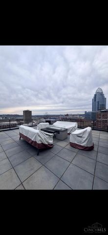 400 Pike Street, Cincinnati, OH 45202