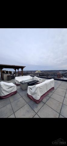 400 Pike Street, Cincinnati, OH 45202