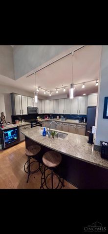 400 Pike Street, Cincinnati, OH 45202