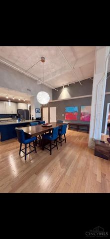 400 Pike Street, Cincinnati, OH 45202