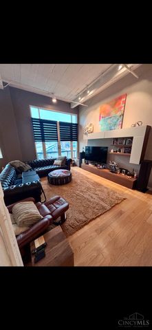 400 Pike Street, Cincinnati, OH 45202