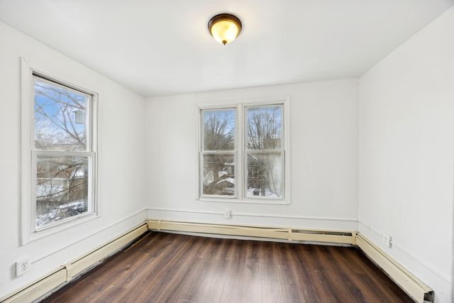 7126 S Saint Lawrence Avenue, Chicago, IL 60619