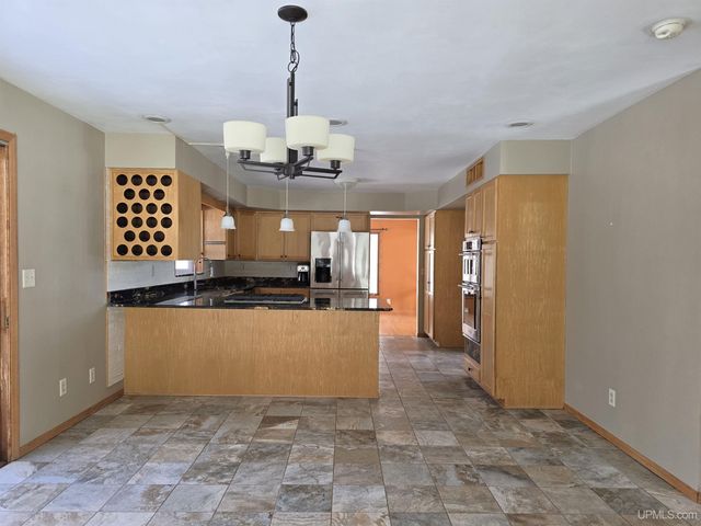 3 Hidden Creek Drive, Marquette, MI 49855