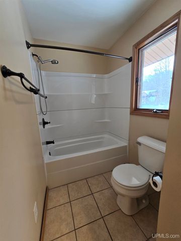 3 Hidden Creek Drive, Marquette, MI 49855