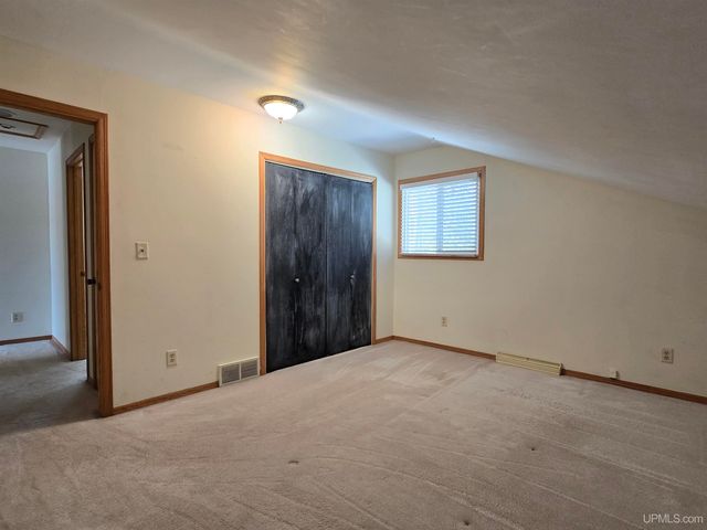 3 Hidden Creek Drive, Marquette, MI 49855